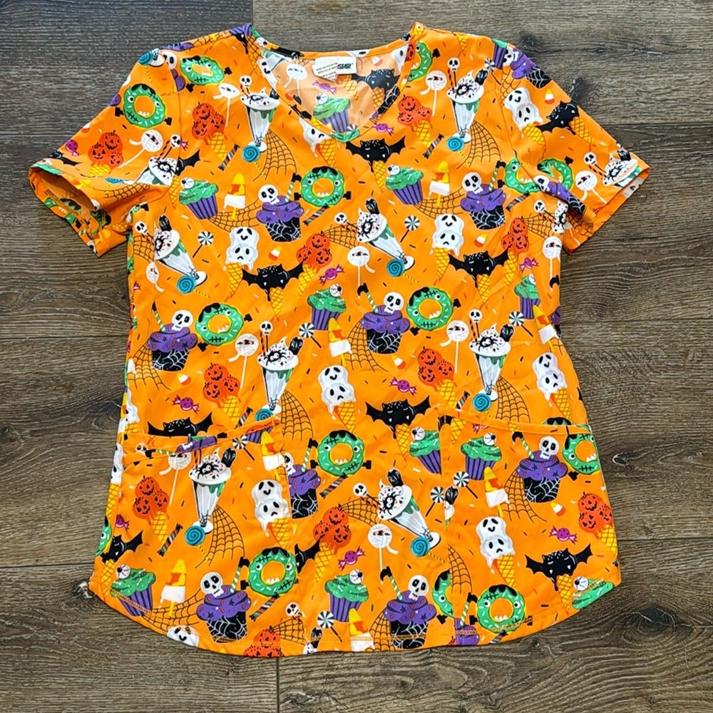 Scrubstar Halloween scrub top small